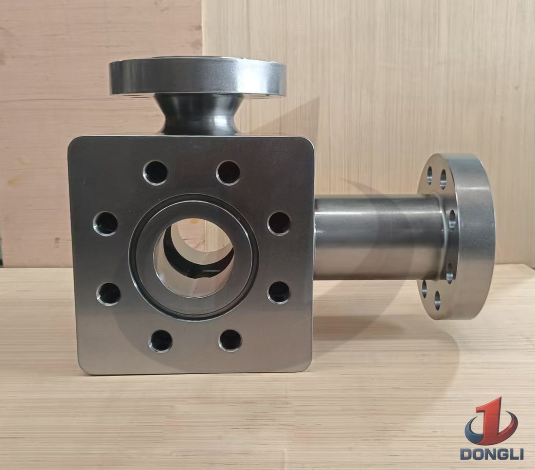 9P100 Five-Way Cross Manifold